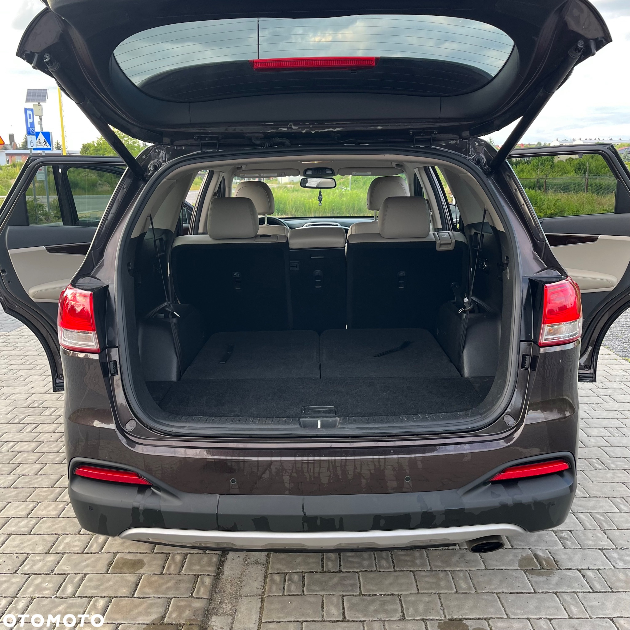 Kia Sorento - 10