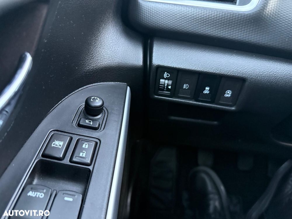 Suzuki S-Cross 1.6 DDIS 4x2 Comfort+ - 14