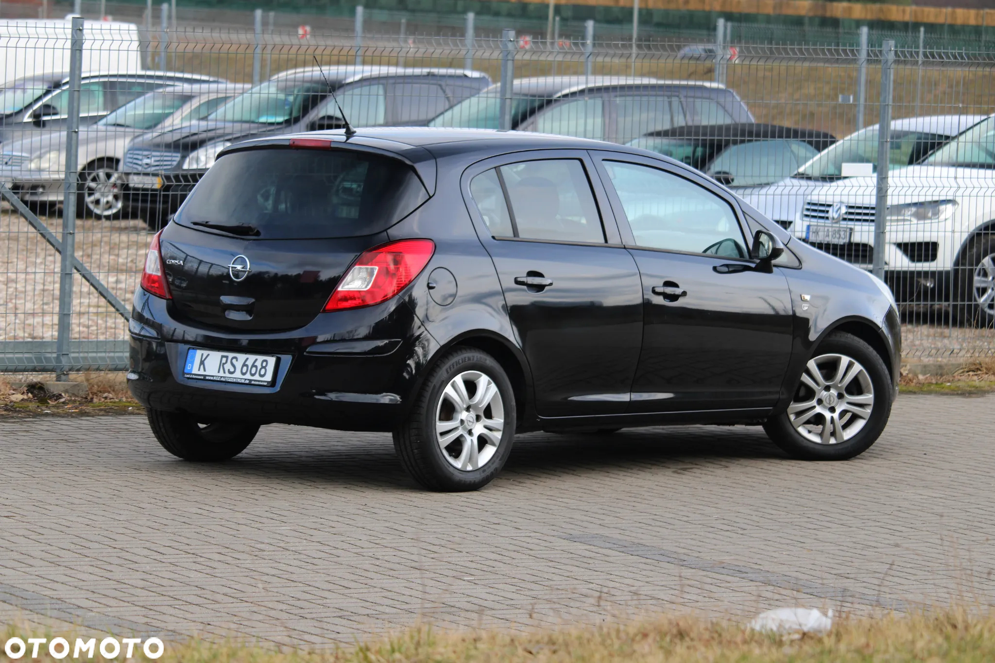 Opel Corsa - 11