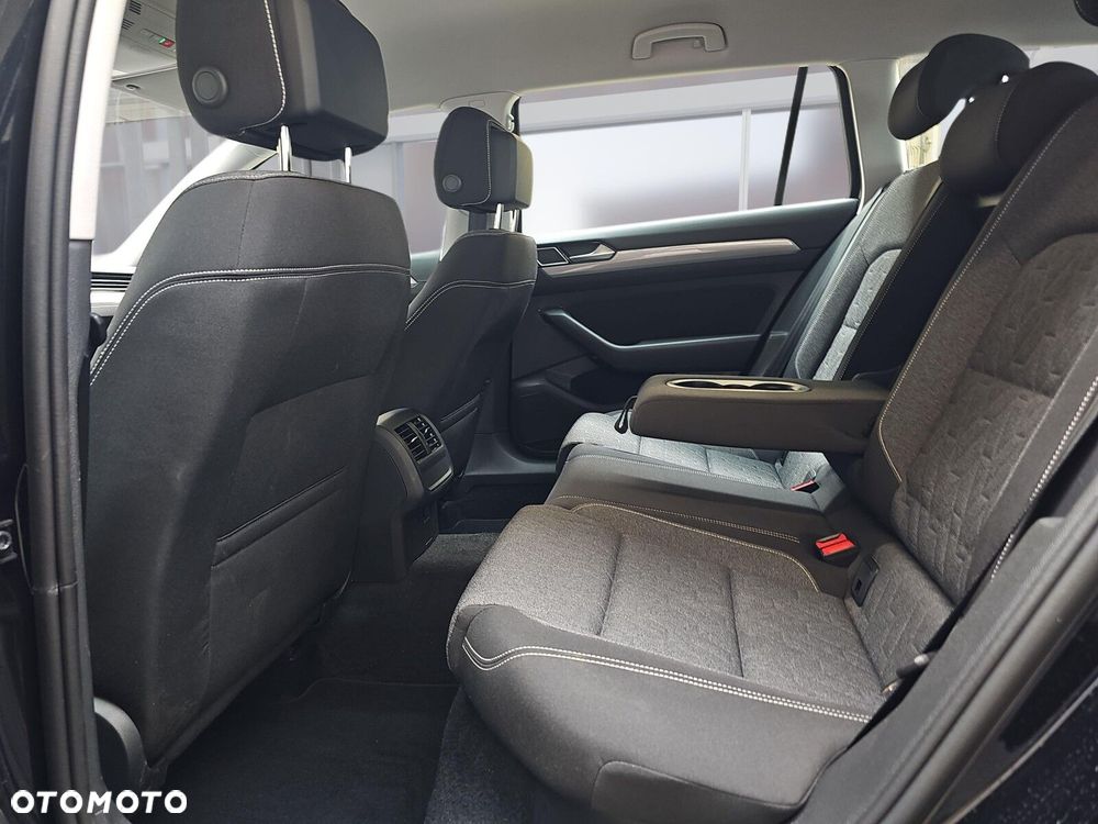 Volkswagen Passat Variant 1.5 TSI EVO Business DSG - 10