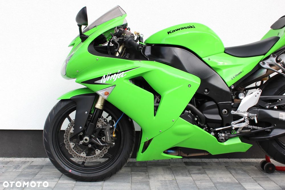 Kawasaki ZXR - 8