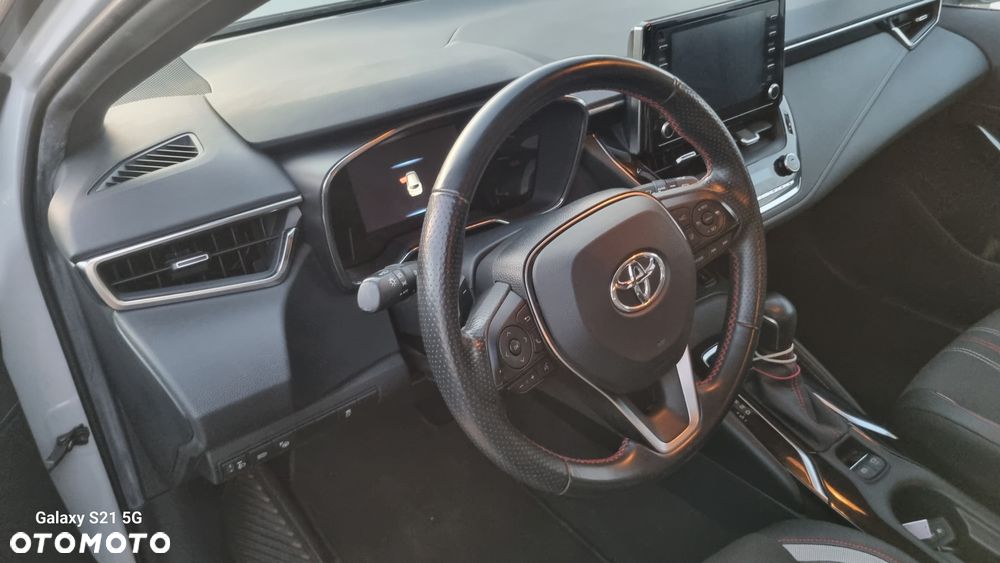 Toyota Corolla 2.0 Hybrid GR Sport - 10