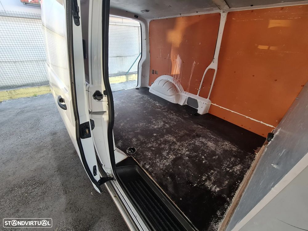 VW Transporter 2.0 TDI 140cv Longa | Histórico VW | IVA Dedutível - 13