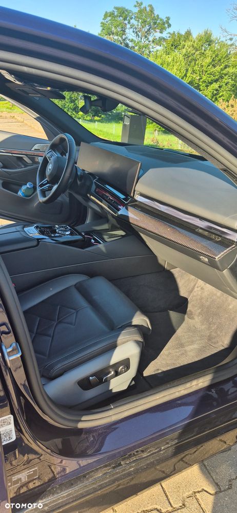 BMW Seria 5 - 11