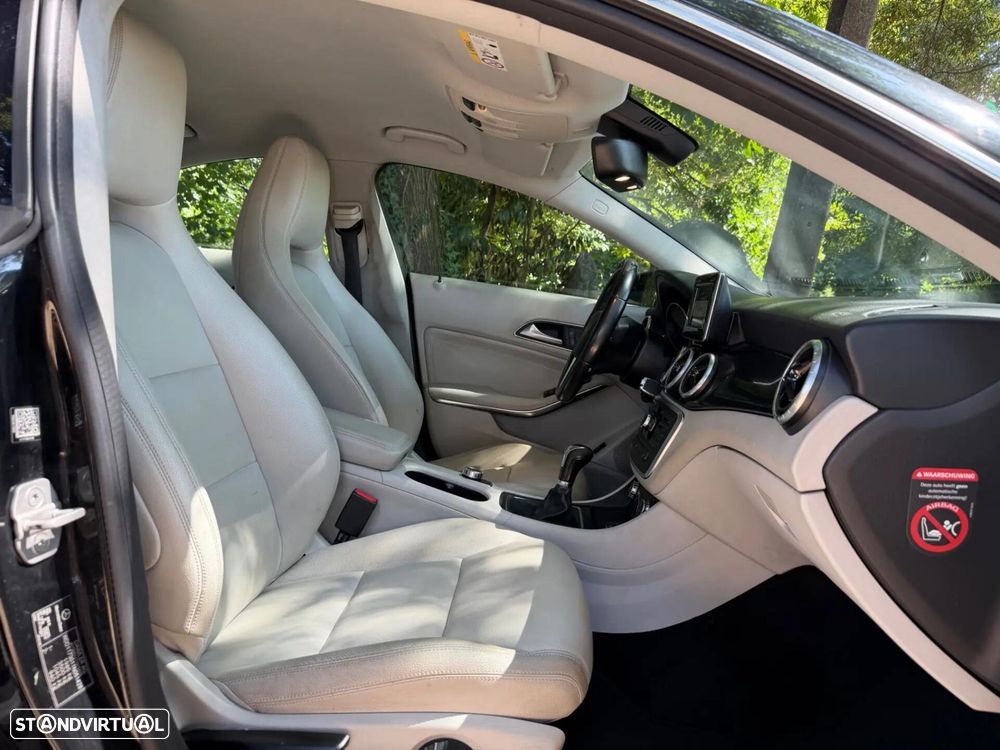 Mercedes-Benz CLA 200 CDI AMG Line — fotografia 36