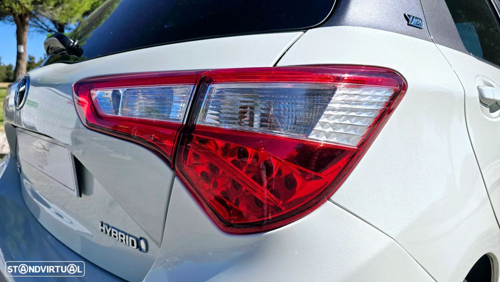 Toyota Yaris 1.5 HSD 20 Anos - 25