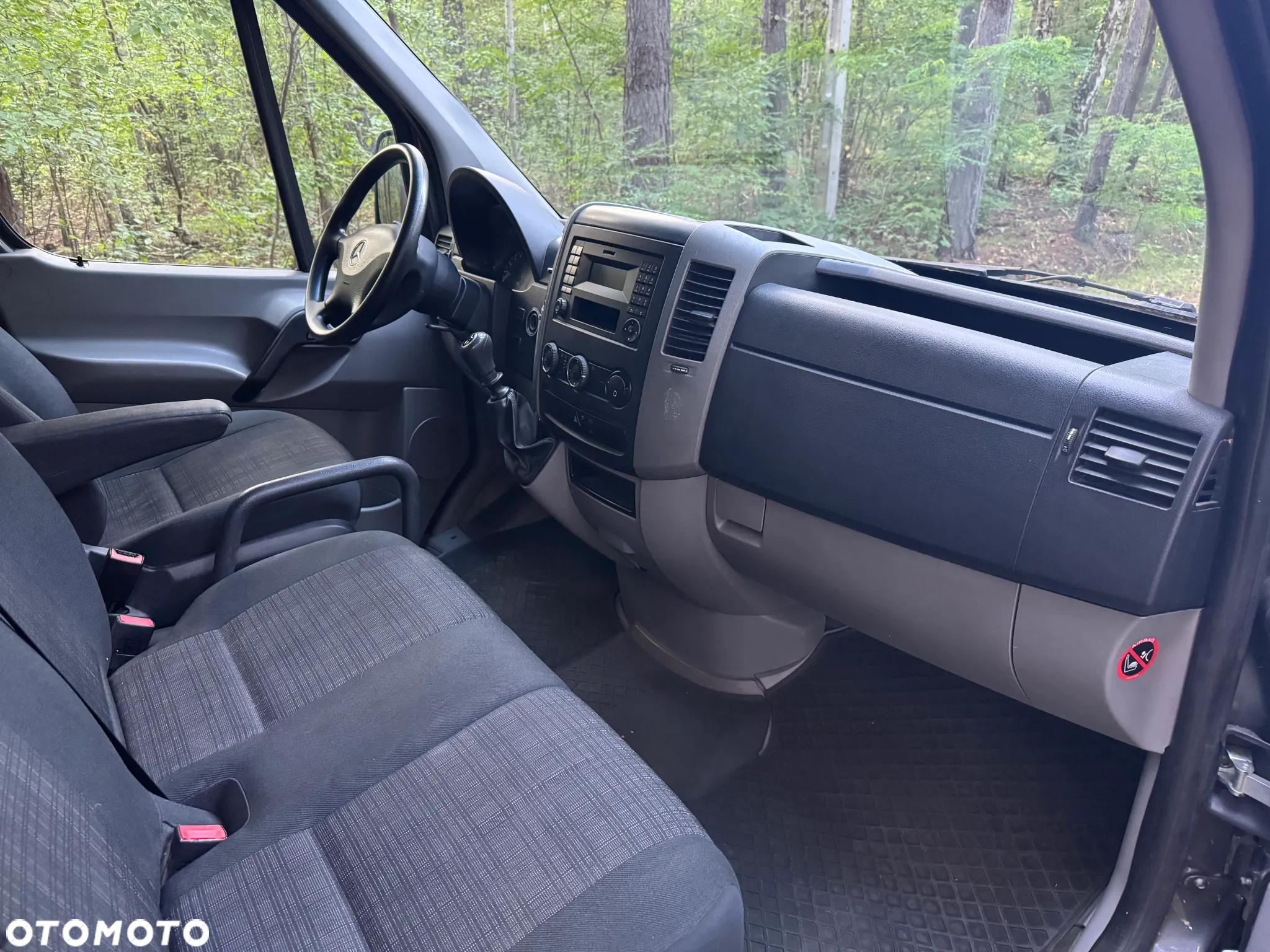 Mercedes-Benz Sprinter - 8