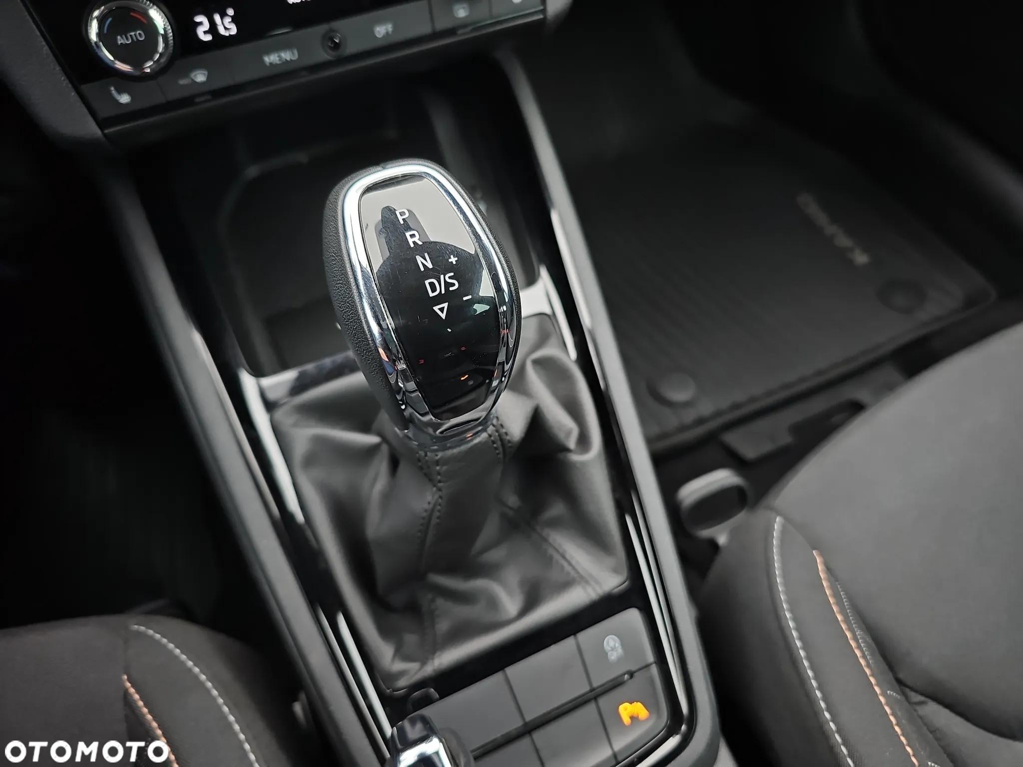 Skoda Kamiq 1.0 TSI Ambition DSG - 24
