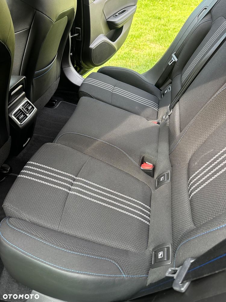 Renault Megane BLUE dCi 115 GT LINE - 23