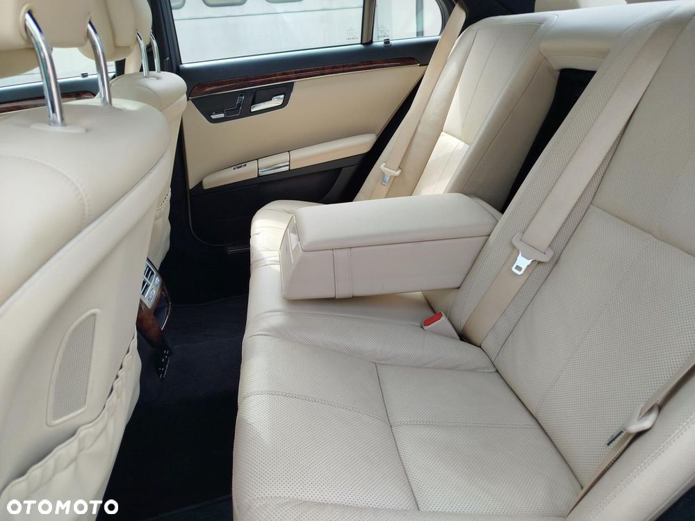 Mercedes-Benz Klasa S 500 4-Matic - 12