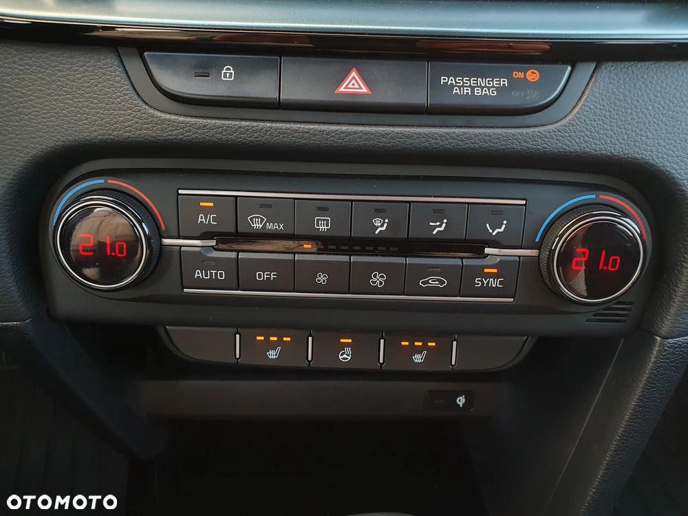 Kia XCeed 1.6 T-GDI Tribute DCT - 33