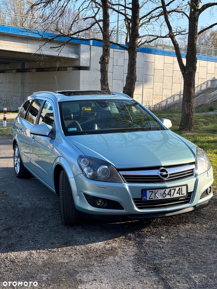 Opel Astra 1.9 CDTI Edition - 1