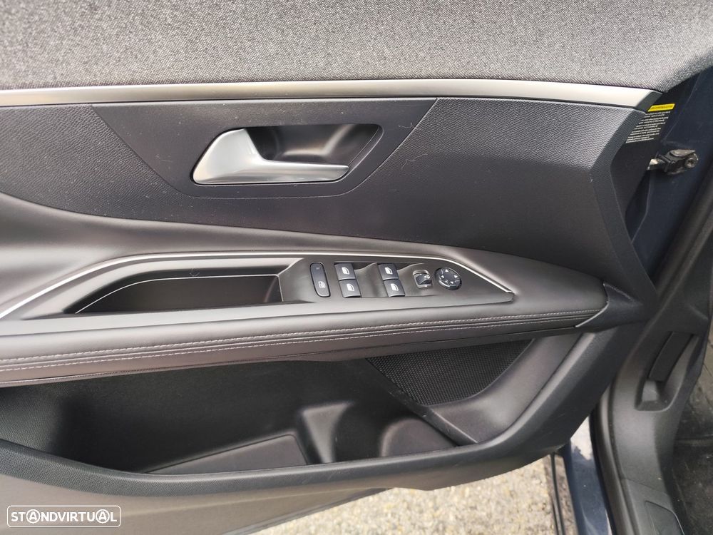 Peugeot 3008 1.6 BlueHDi Allure - 23