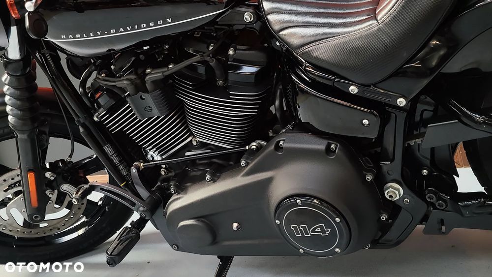 Harley-Davidson Softail Street Bob - 14