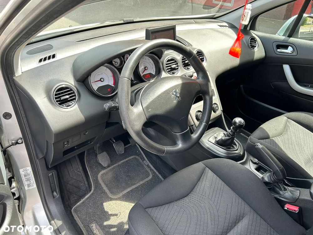 Peugeot 308 1.6 HDi Premium - 5