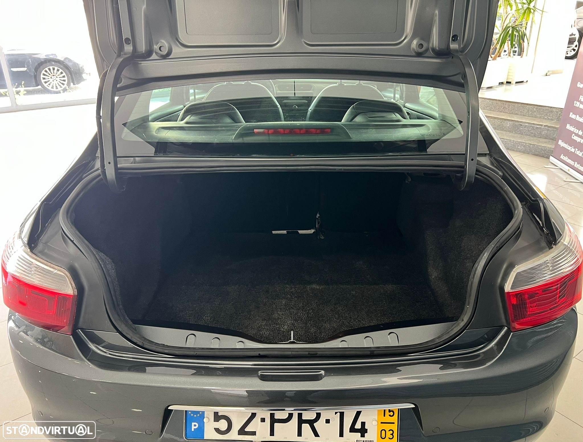 Citroën C-Elysée 1.2 VTi Exclusive - 16