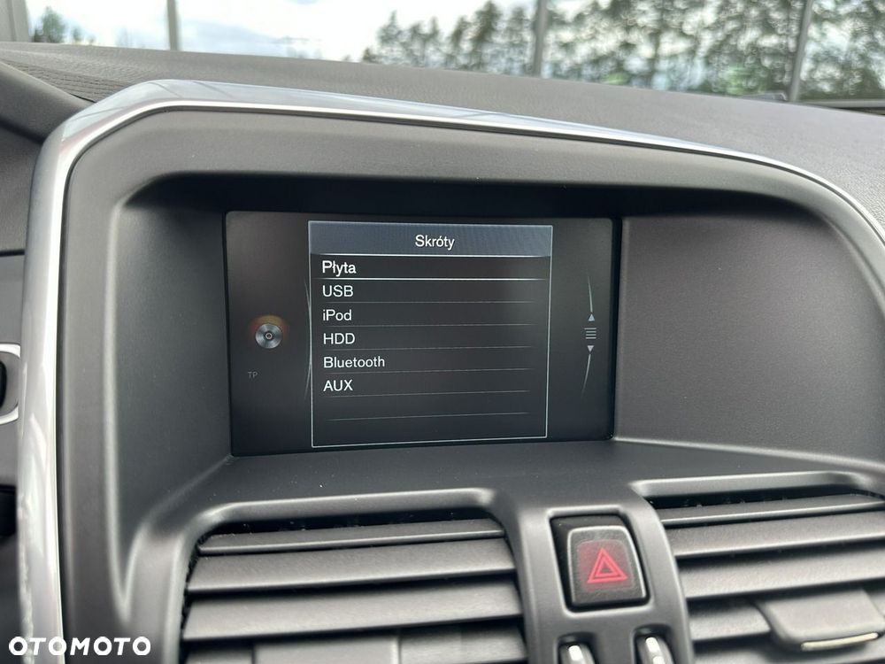 Volvo XC 60 D4 Geartronic Kinetic - 26