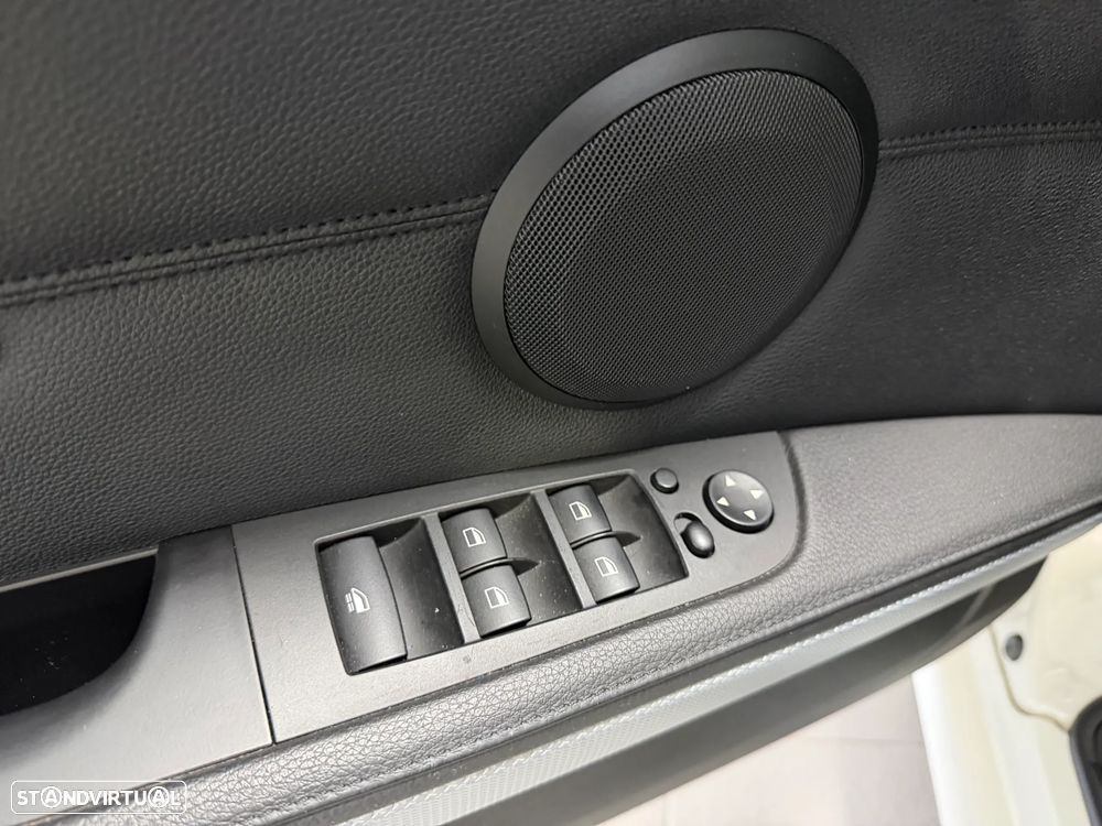 BMW 325 i M Sport Edition - 21