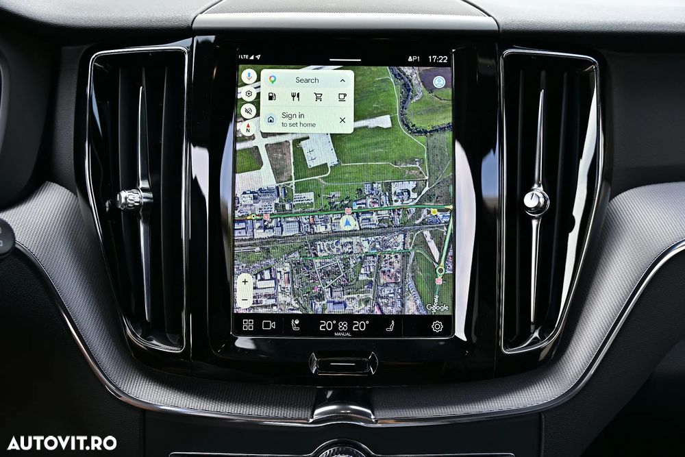 Volvo XC 60 B4 MHEV AT8 AWD R-Design - 34