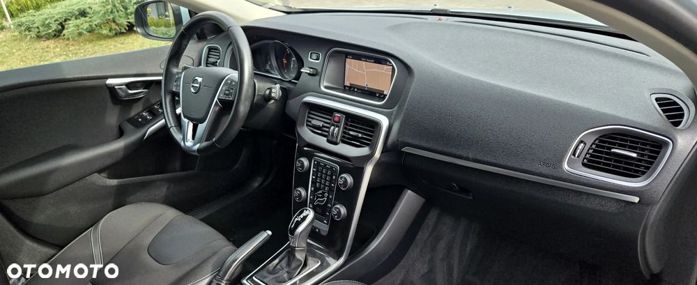 Volvo V40 D2 Geartronic Momentum - 14