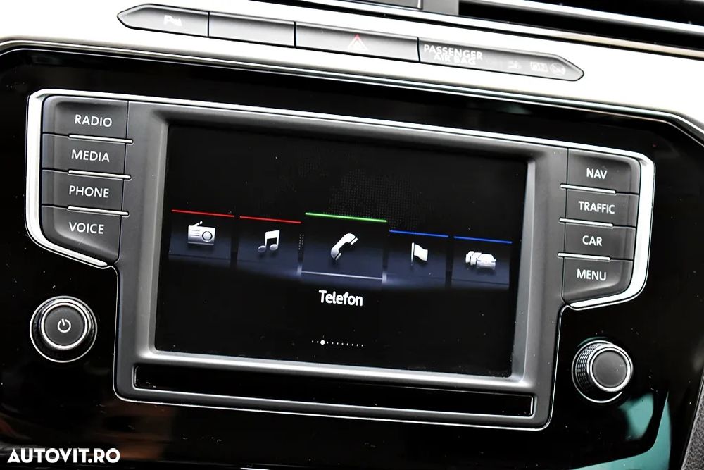 Volkswagen Passat Variant 2.0 TDI DSG (BlueMotion Technology) Highline - 27
