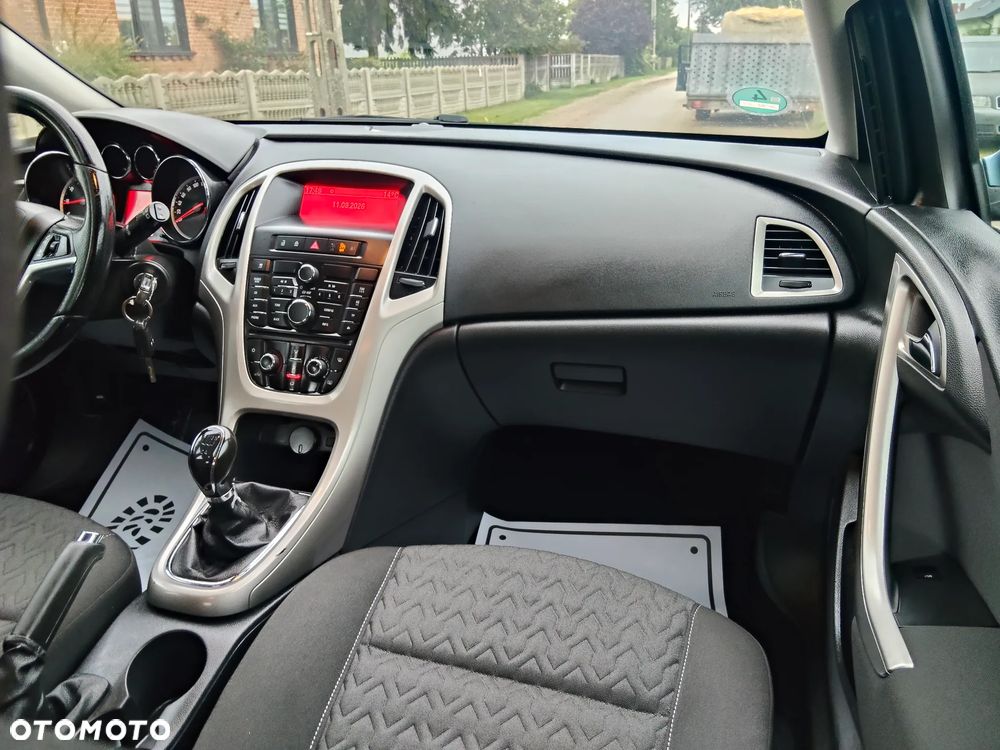 Opel Astra 1.6 ENERGY - 32