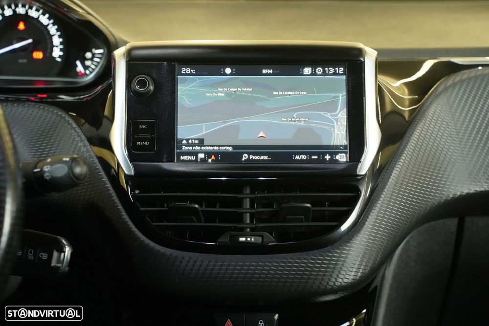 Peugeot 208 1.5 BlueHDi GT Line - 18