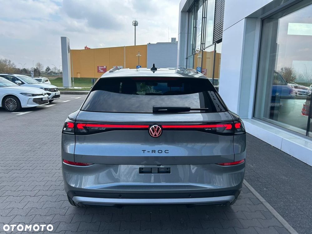 Volkswagen T-Roc - 9