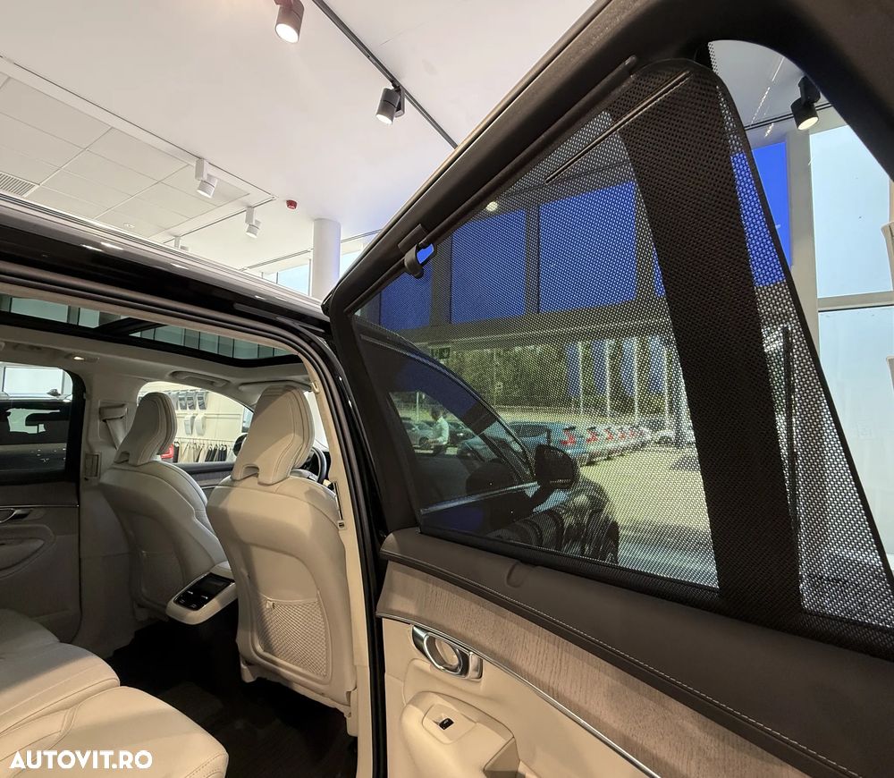 Volvo XC 90 B5 AWD MHEV Ultra Bright - 25