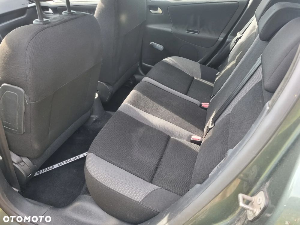 Peugeot 207 95 VTi Tendance - 10