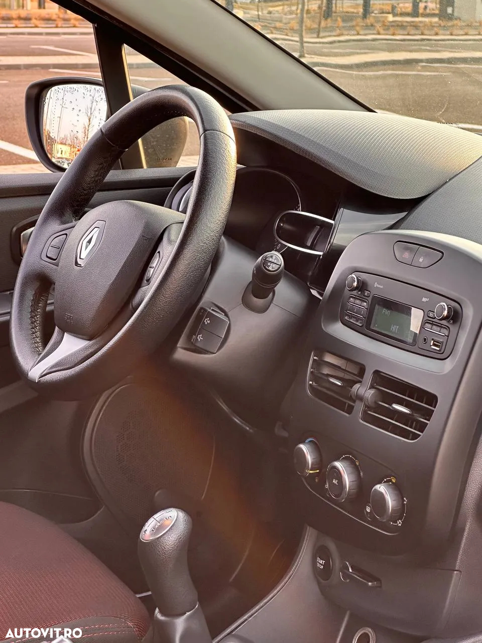 Renault Clio IV 1.2 16V Authentique - 15