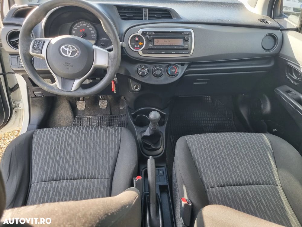 Toyota Yaris 1.0 VVT-i Life - 7