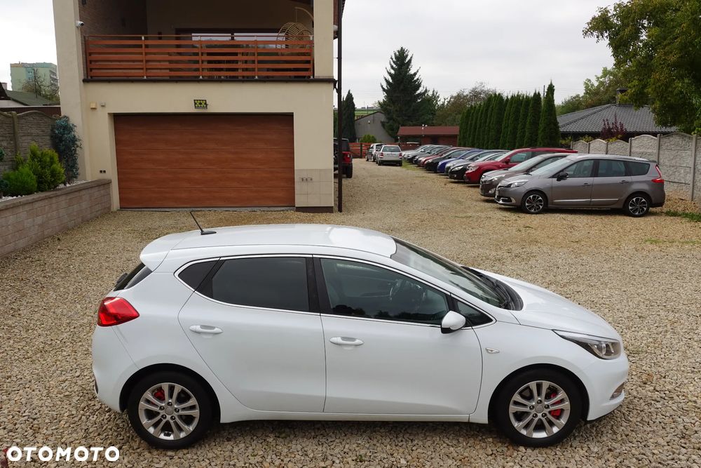 Kia Ceed - 5
