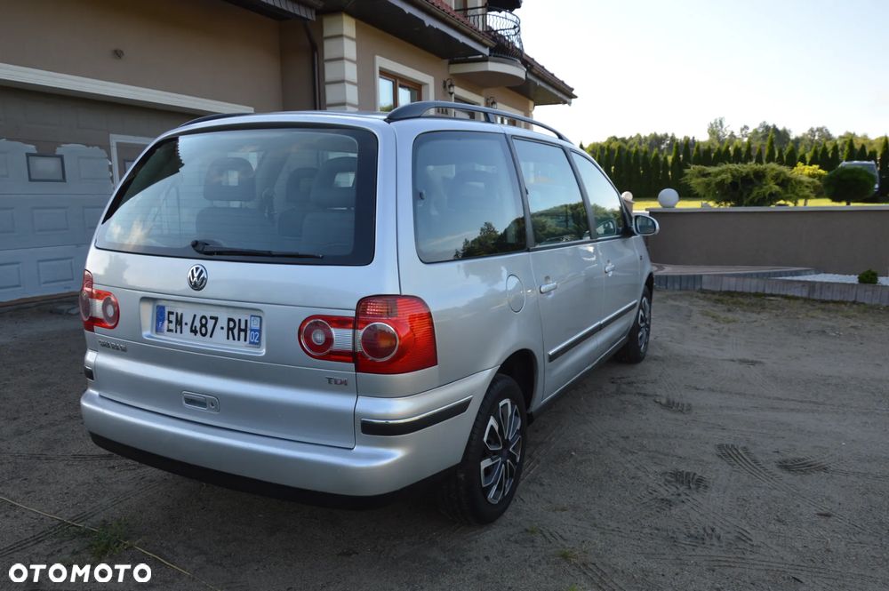 Volkswagen Sharan 1.9 TDI Trendline - 15
