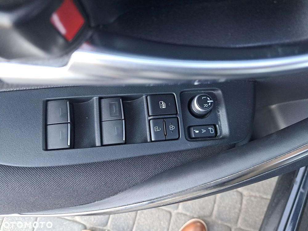 Toyota Corolla 2.0 Hybrid Comfort - 11