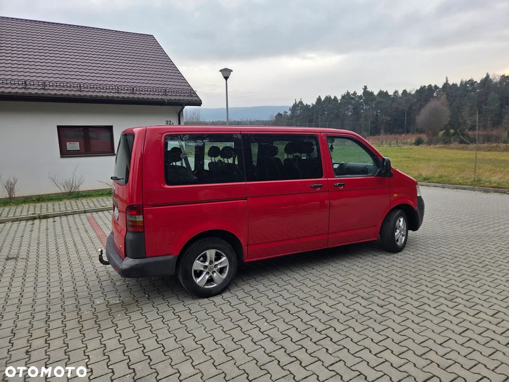 Volkswagen Transporter - 2