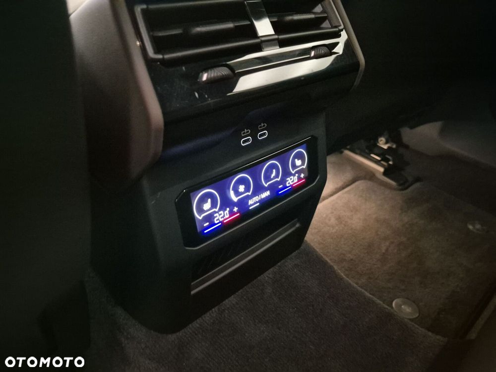 BMW Seria 5 520d mHEV M Sport - 32