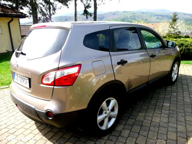 Nissan Qashqai+2 2.0 Tekna Premium - 4