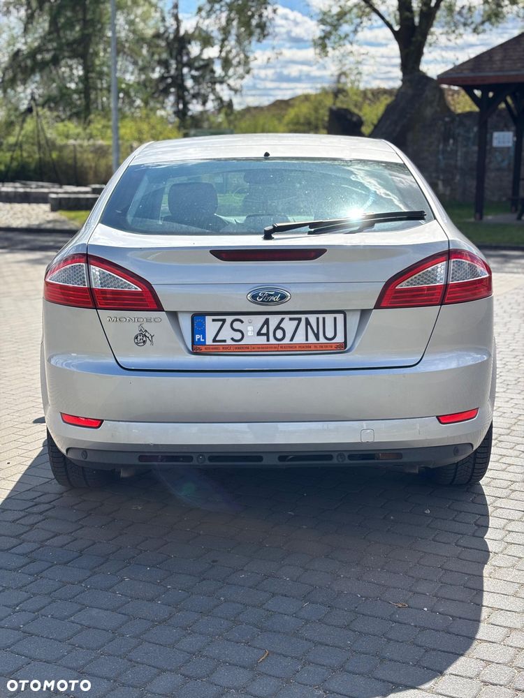Ford Mondeo 2.3 Titanium - 5