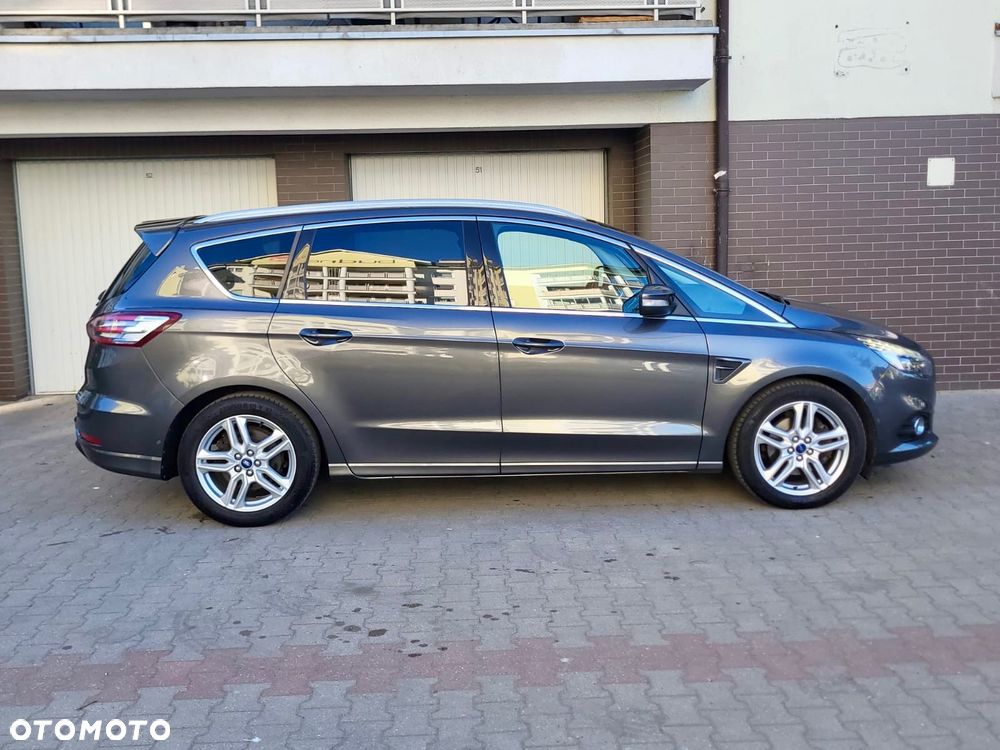 Ford S-Max 2.0 TDCi 4WD Titanium PowerShift - 7