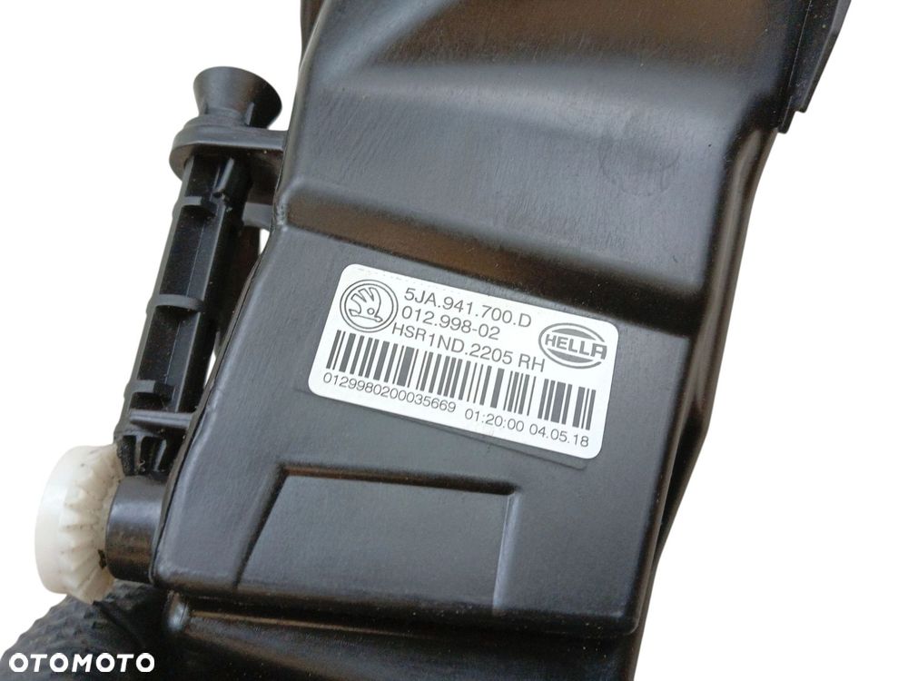 HALOGEN PRAWY SKODA RAPID LIFT (2017-2019) 1.6 TDI 115KM 5JA941700D - 4