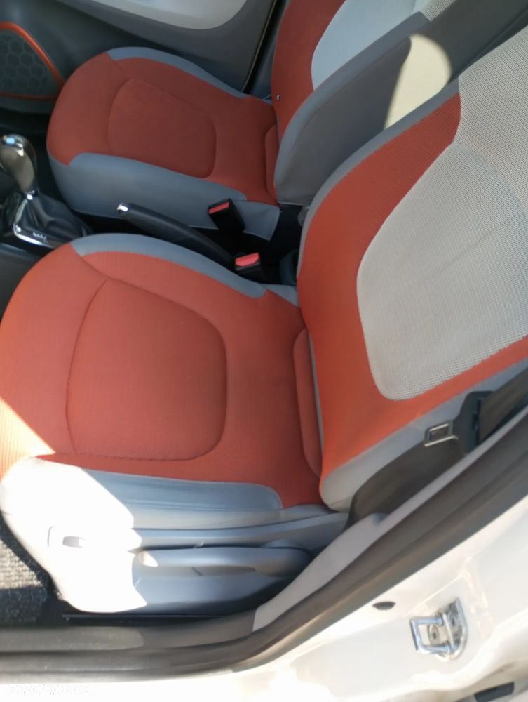 Renault Captur - 14
