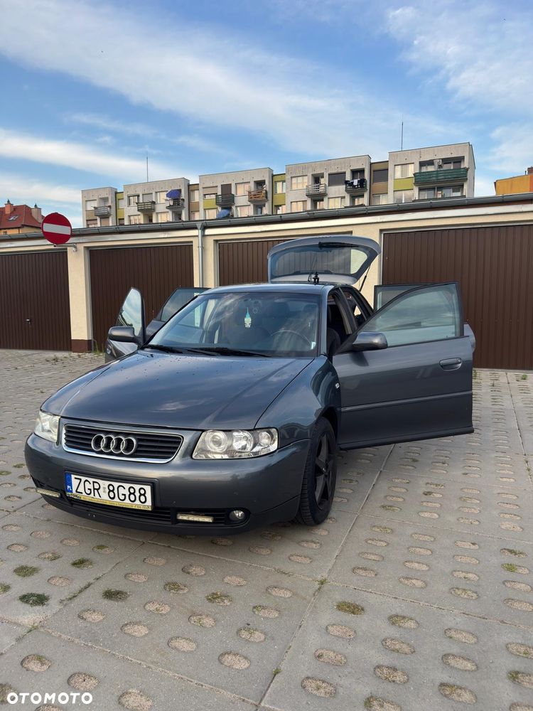 Audi A3 Sportback 1.9 TDI Ambiente - 3