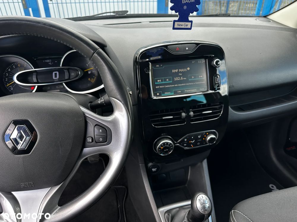 Renault Clio 1.2 16V Limited EU6 - 25