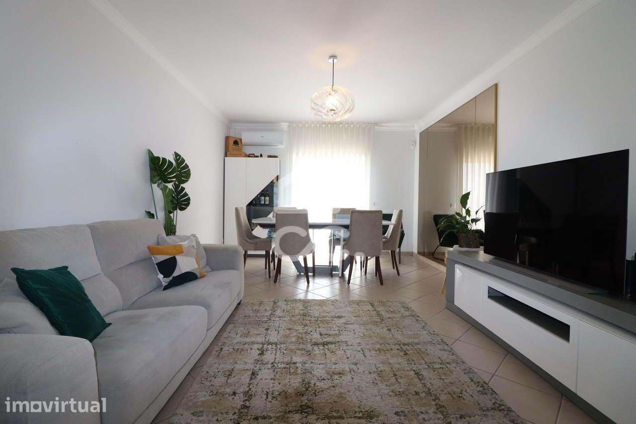 Apartamento T3 como novo no Loreto, em Coimbra - Grande imagem: 2/23