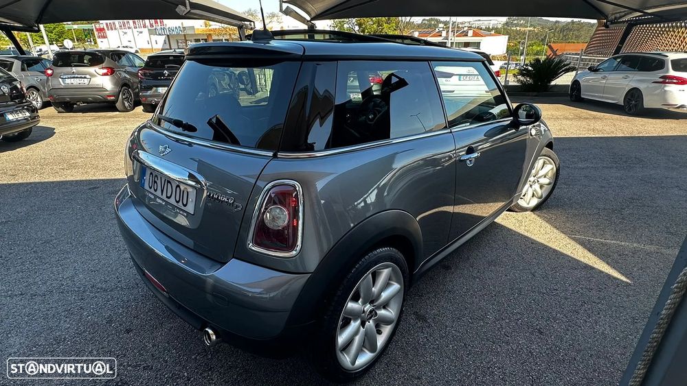 MINI 3 Portas Cooper D - 4