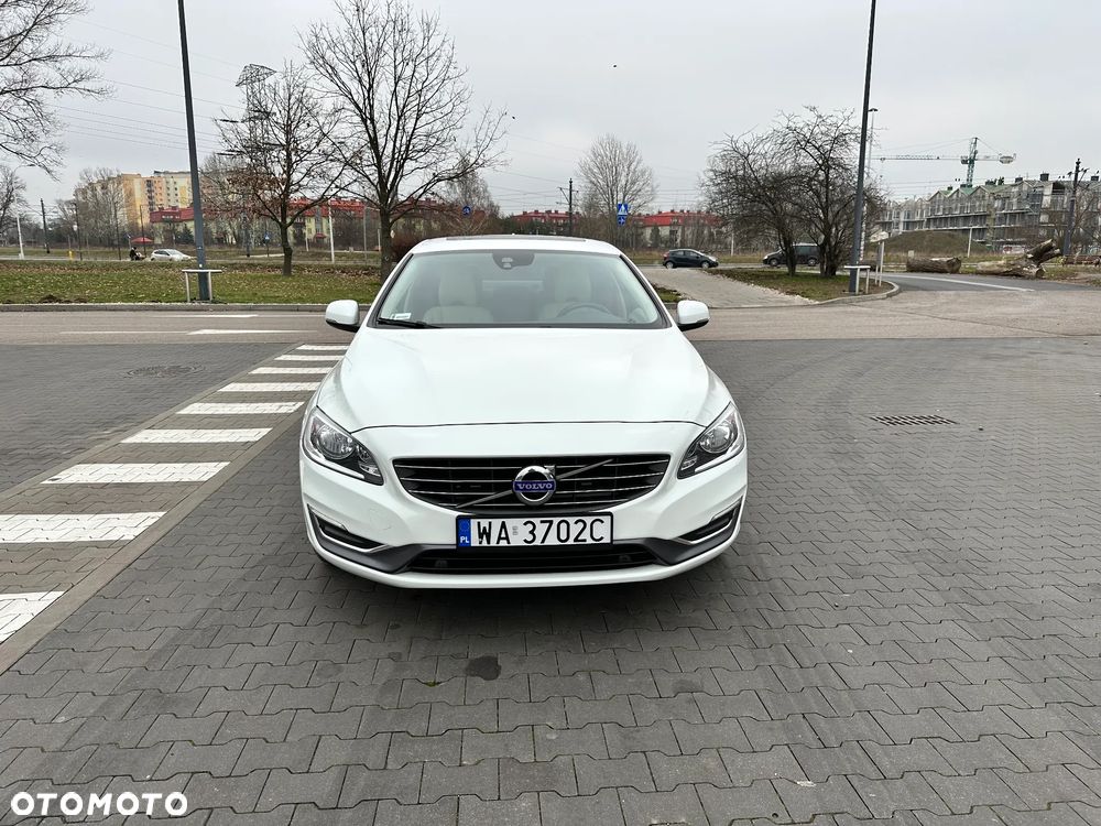 Volvo S60 T5 Drive-E Summum - 2