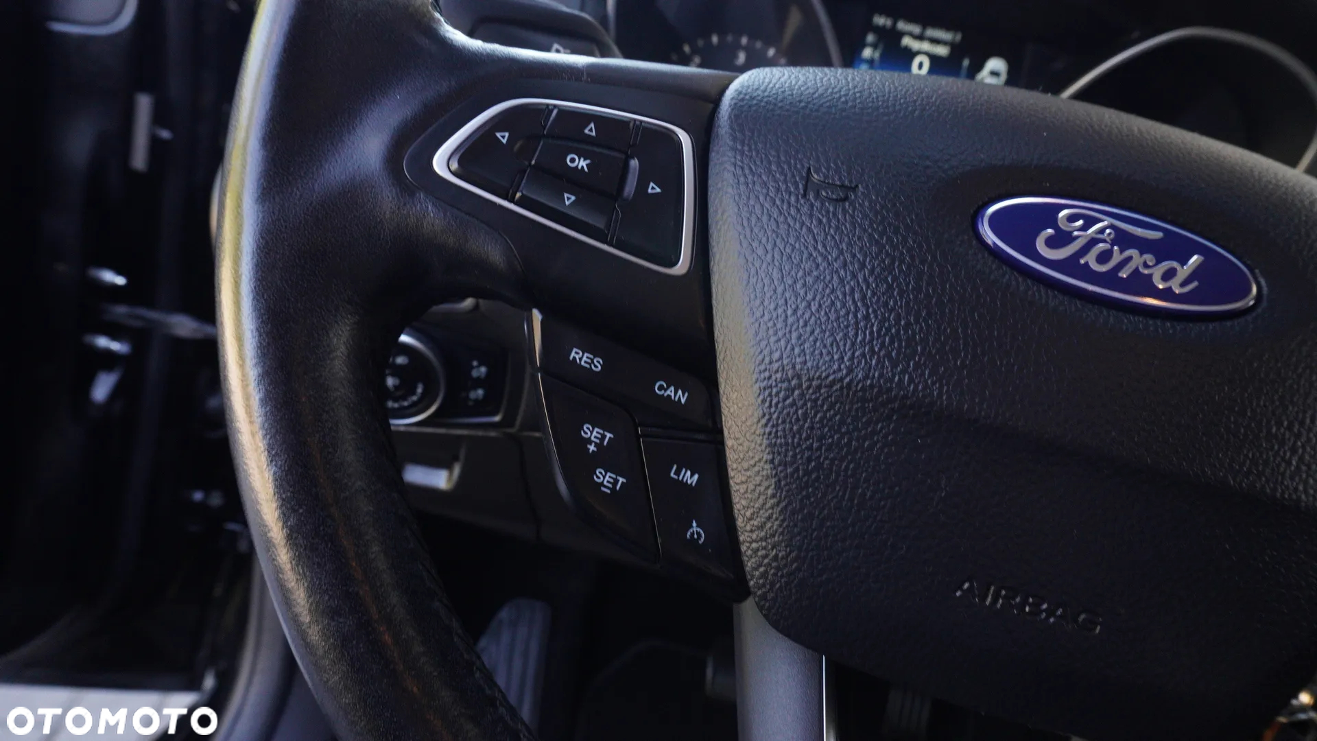 Ford Focus 1.5 EcoBlue Active Business - 35