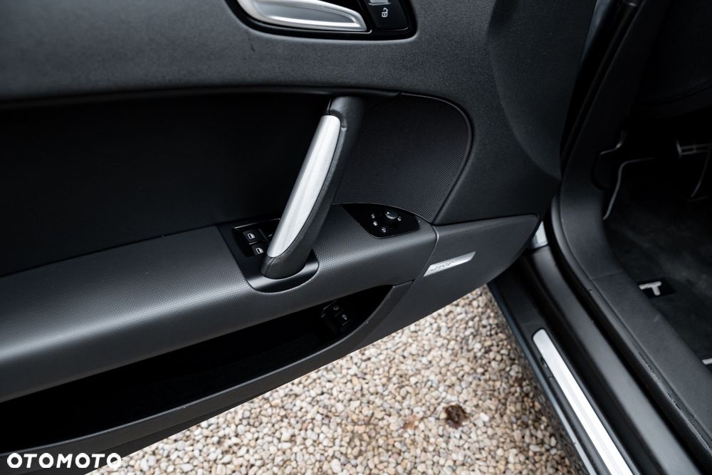 Audi TT Coupé 2.0 TFSI S tronic - 17