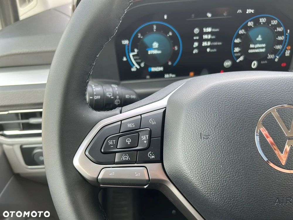 Volkswagen Caravelle - 21